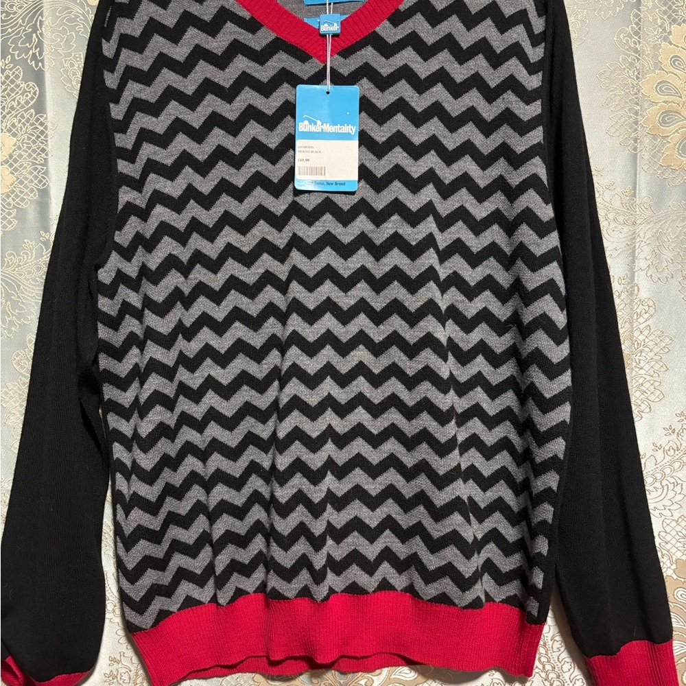 😺 Bunker Mentality . NWT Black and Red Zigzag Sweater
